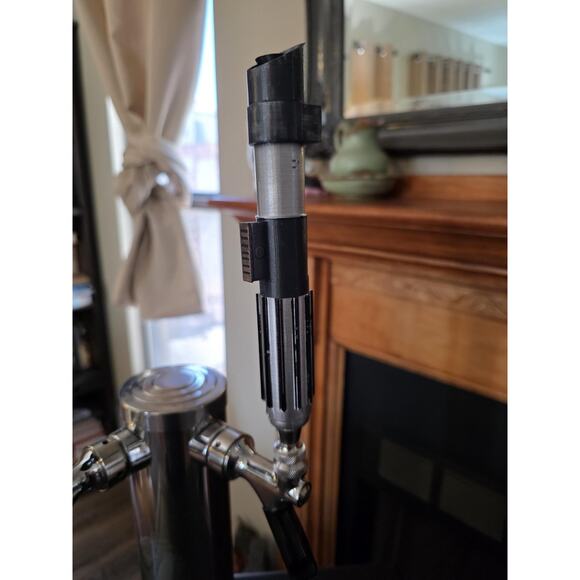 Darth Vader's lightsaber Tap Handle - Picture 1 of 9